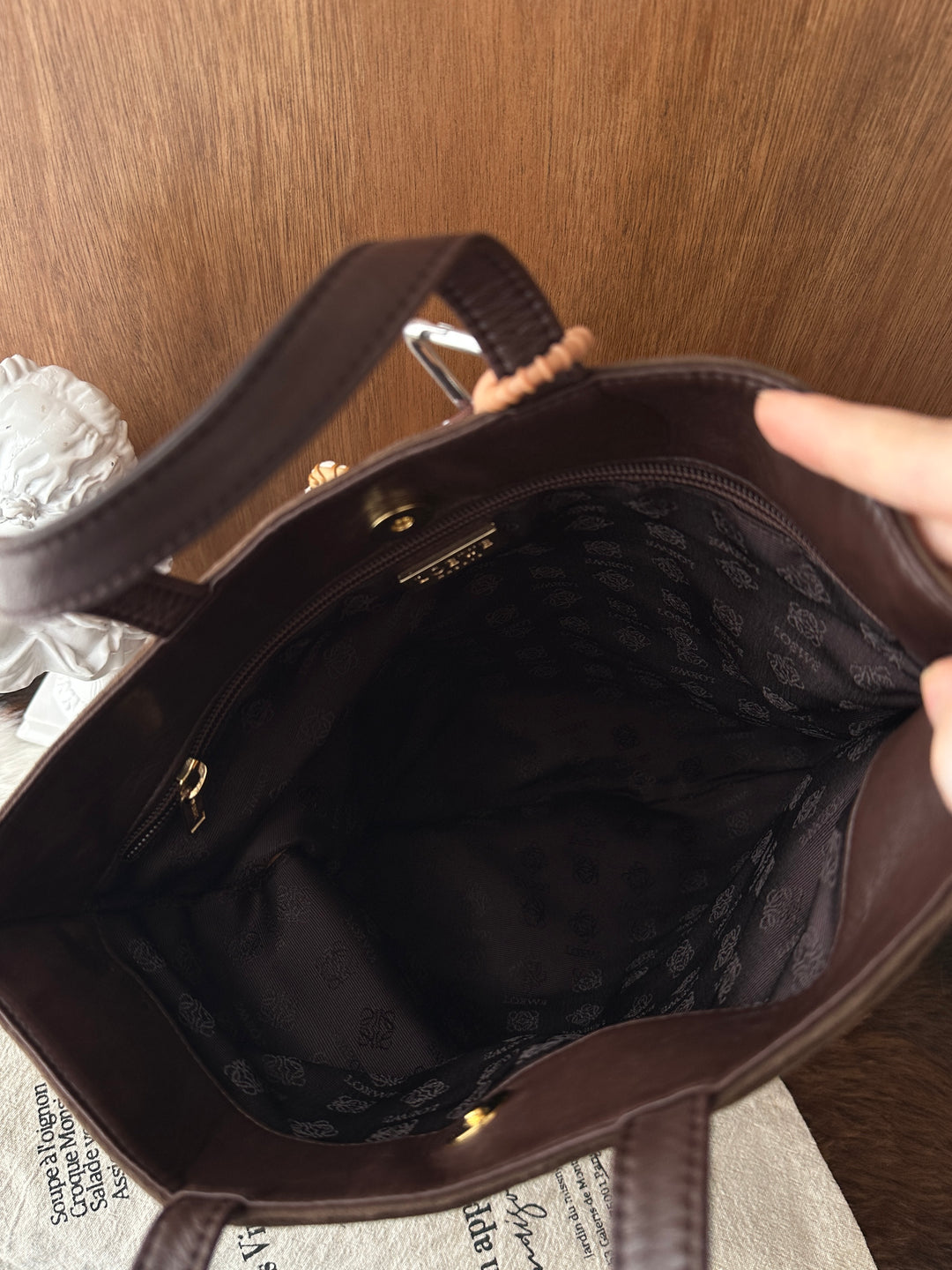 Loewe Brownie Suede Tote Bag 🤎🍫｜Chocolate Suede・Minimalist Anagram Logo・Spacious Everyday