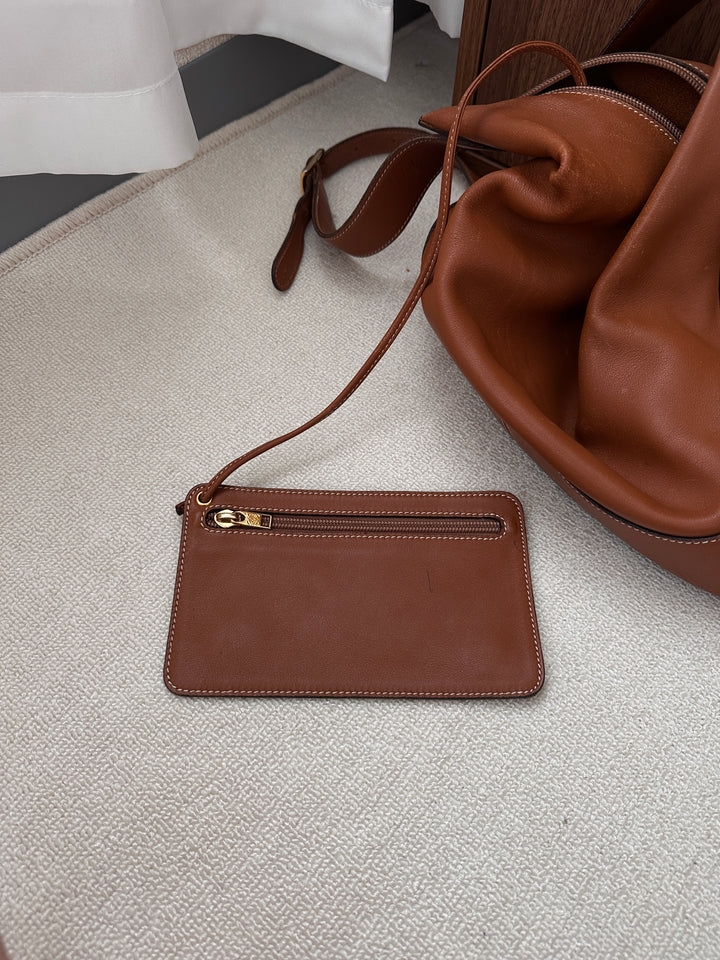 LOEWE Caramel Hobo Crossbody – With Pouch 🤎✨