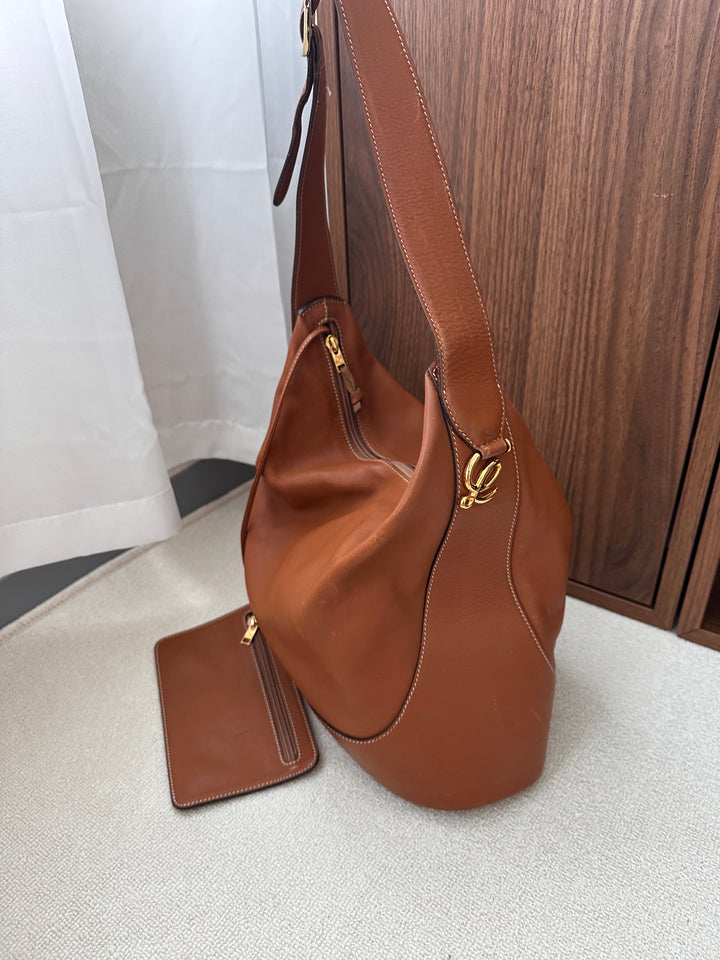 LOEWE Caramel Hobo Crossbody – With Pouch 🤎✨