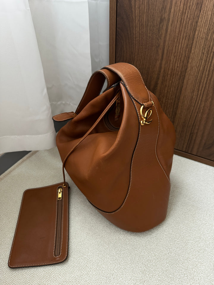 LOEWE Caramel Hobo Crossbody – With Pouch 🤎✨