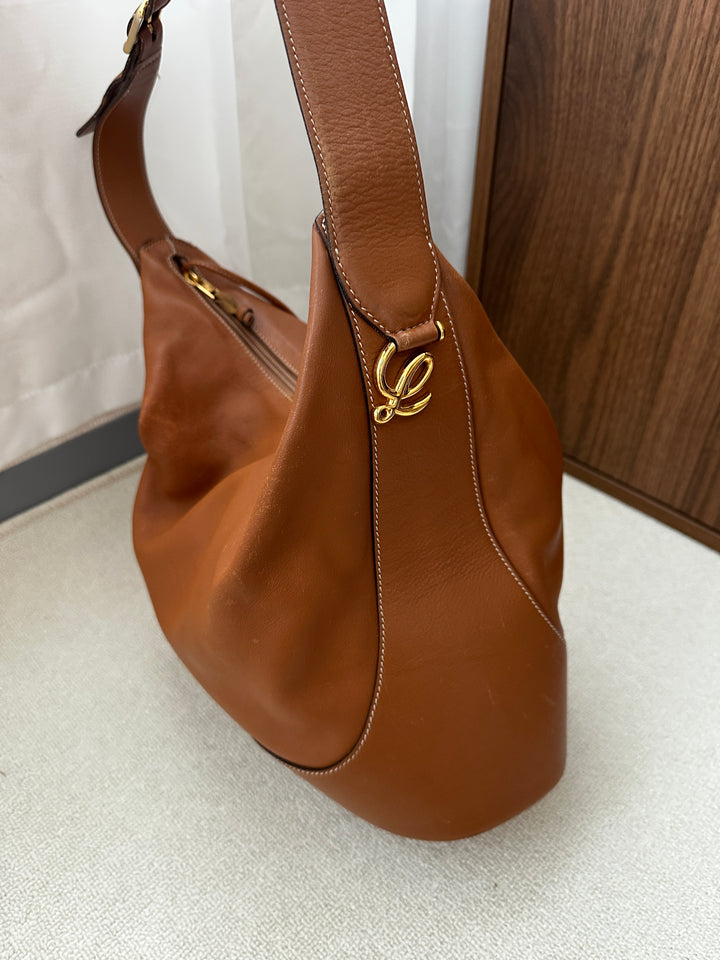 LOEWE Caramel Hobo Crossbody – With Pouch 🤎✨