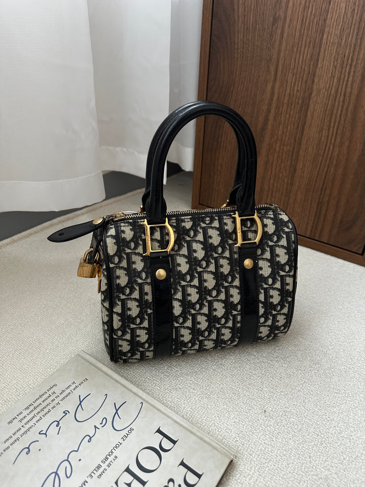 DIOR Mini Boston Bag – Oblique Monogram with Lock 🖤✨
