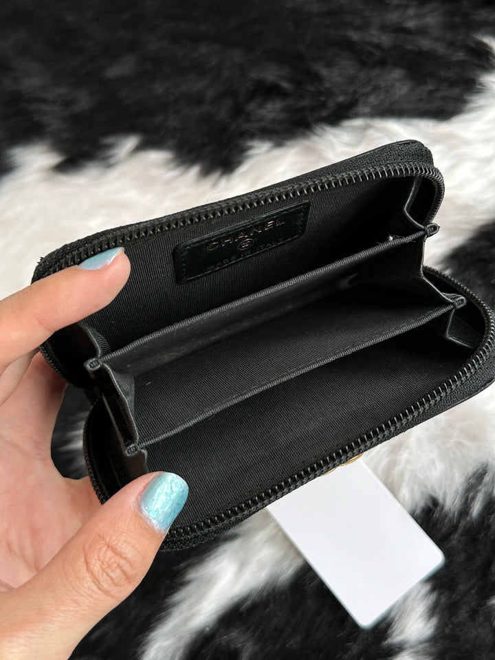 CHANEL Le Boy Card Holder 🖤✨｜Classic Black &amp; Gold × Quilted Leather × Great Value