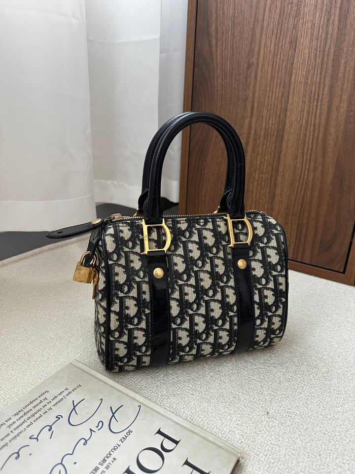 DIOR Mini Boston Bag – Oblique Monogram with Lock 🖤✨