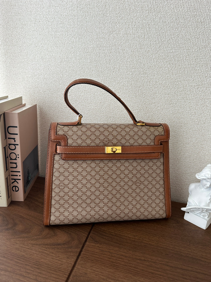 CELINE Vintage Kelly Bag – Triomphe Monogram & Leather 🤎✨