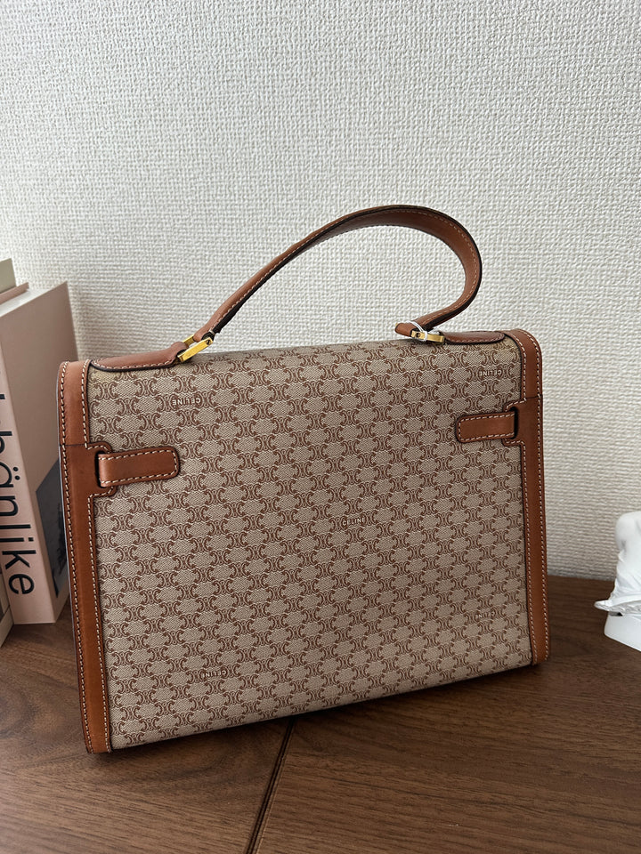 CELINE Vintage Kelly Bag – Triomphe Monogram & Leather 🤎✨