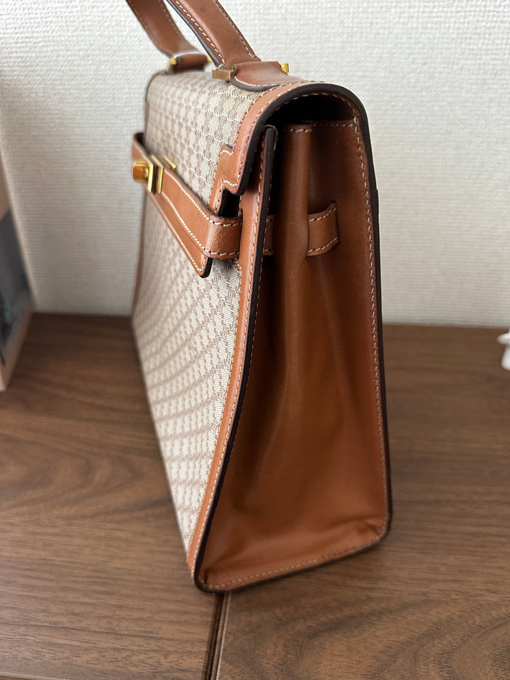 CELINE Vintage Kelly Bag – Triomphe Monogram & Leather 🤎✨