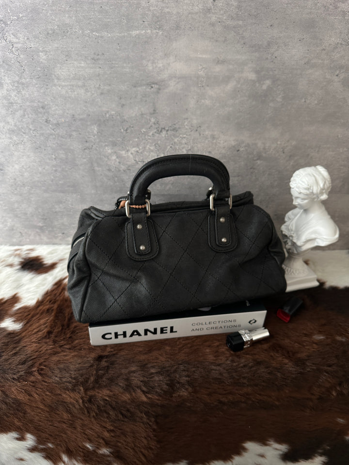 Chanel Black Caviar Leather Handbag 🖤✨｜Vintage Boston Shape・Silver CC Logo・Everyday Classic