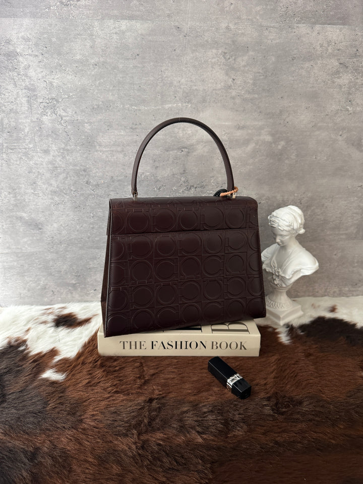 Ferragamo Gancini Embossed Handbag 🤎✨｜Chocolate Brown・Vintage Top Handle・Quiet Luxury