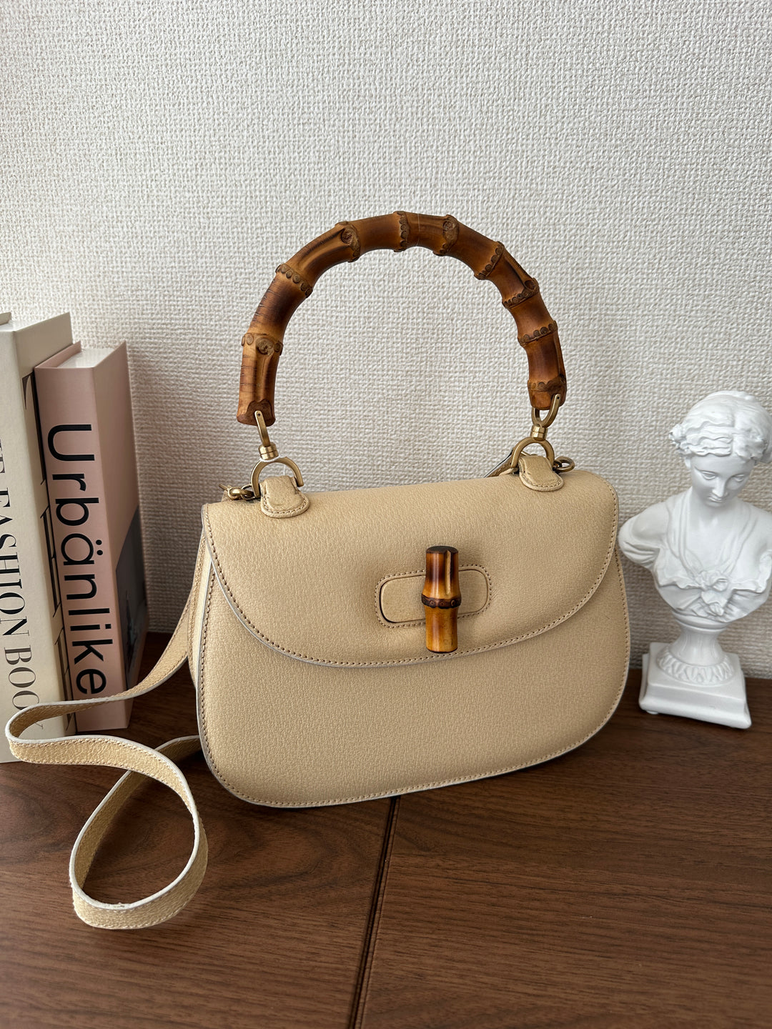 Gucci Bamboo Almond Milk Top Handle Bag 🤍✨