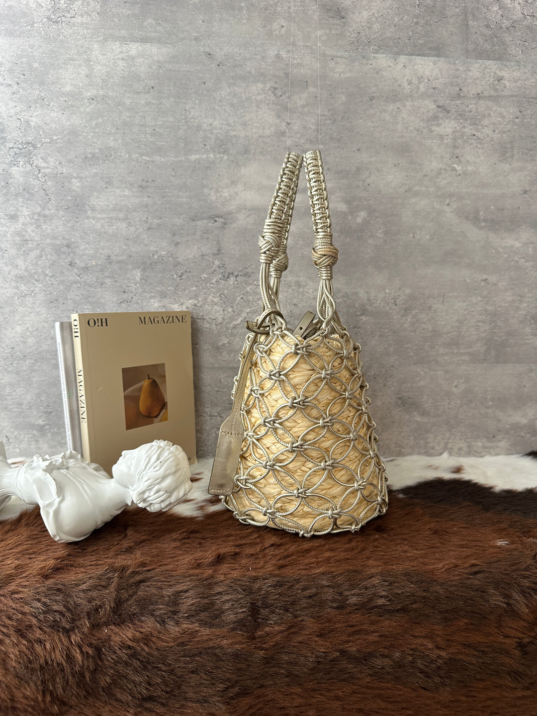 Miu Miu Raffia Net Bucket Bag 🥨✨｜Champagne Gold・Woven Raffia・With Pouch & Dust Bag