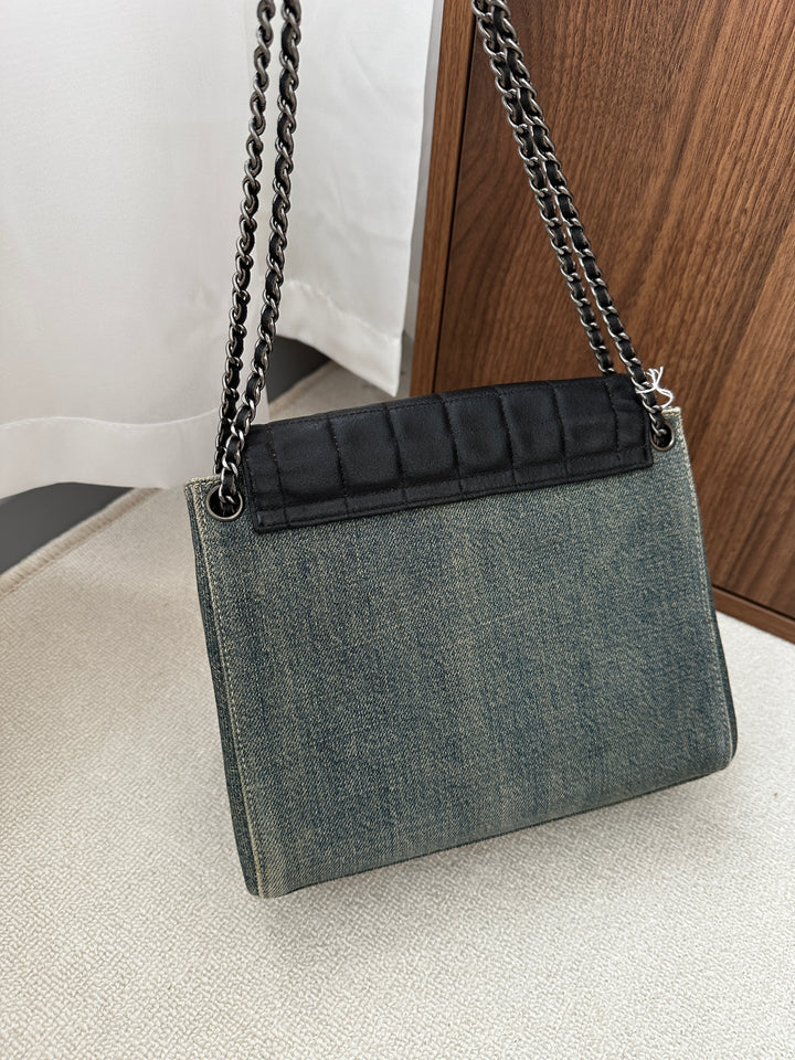 CHANEL Denim & Leather Chain Bag – Small Yuanbao Style 🖤✨