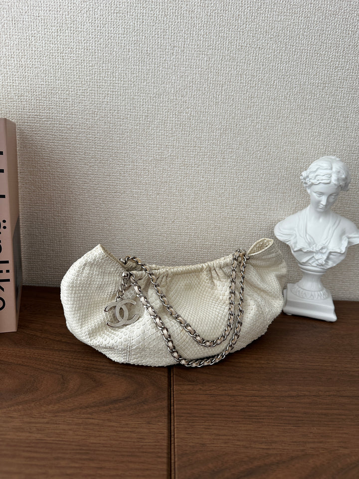 CHANEL Python Yuanbao Hobo 🤍✨ Rare White Edition