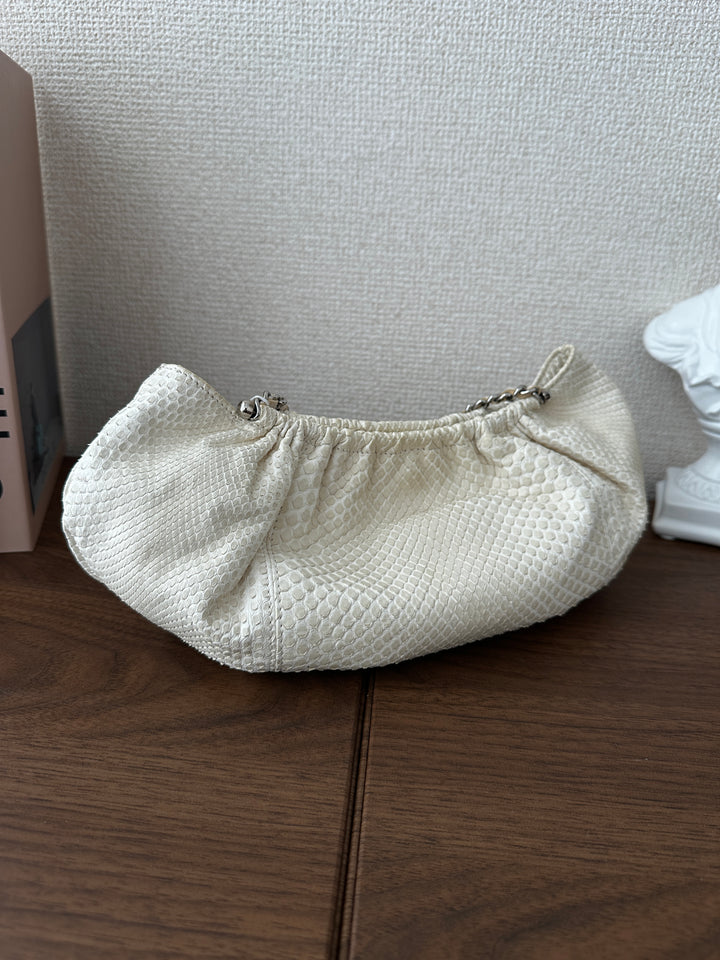 CHANEL Python Yuanbao Hobo 🤍✨ Rare White Edition