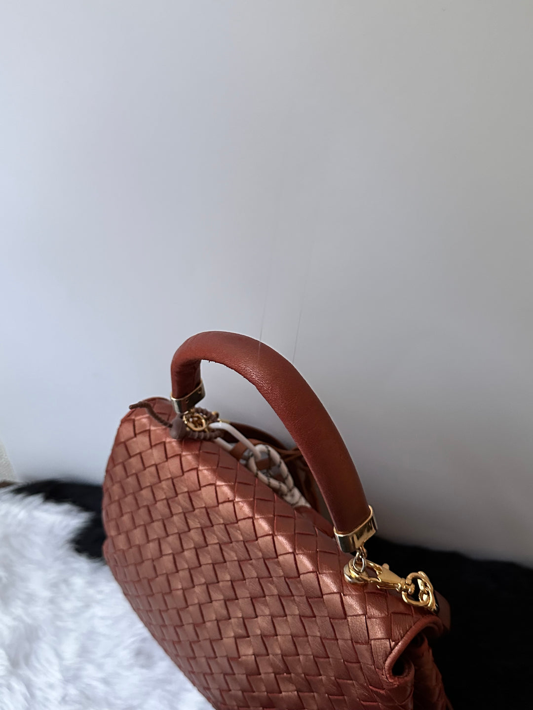 Bottega Veneta Kelly Intrecciato Top Handle Bag ✨