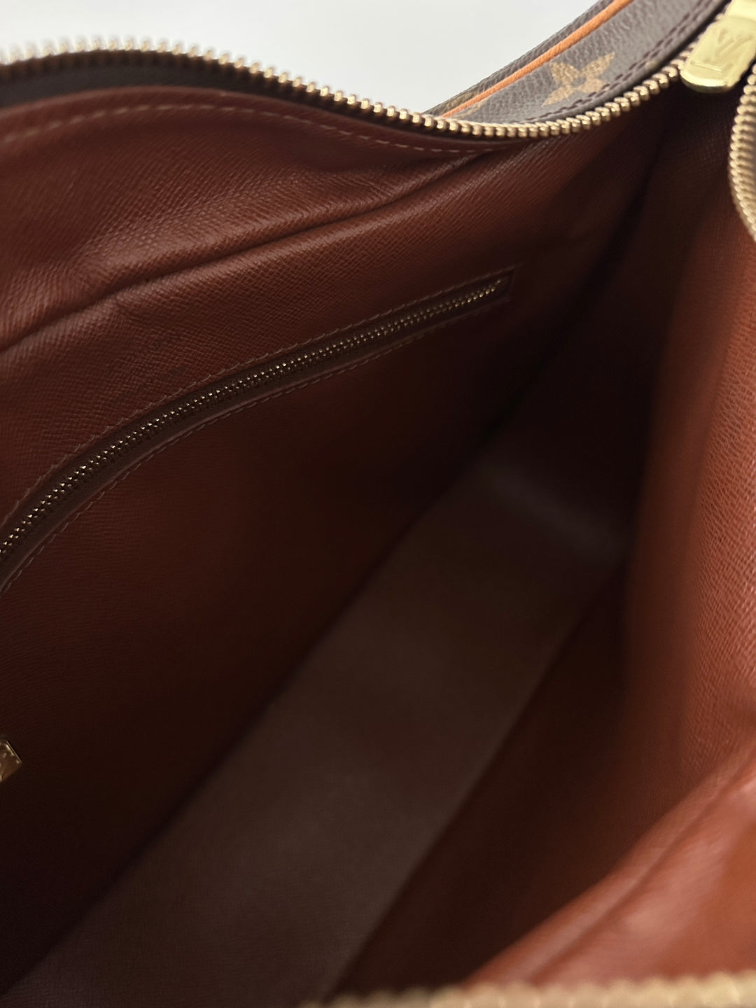 Louis Vuitton Monogram Boulogne 30 Brown Shoulder Bag 🤎｜Classic Monogram × Curved Hobo Shape × Zip-Top Practicality✨