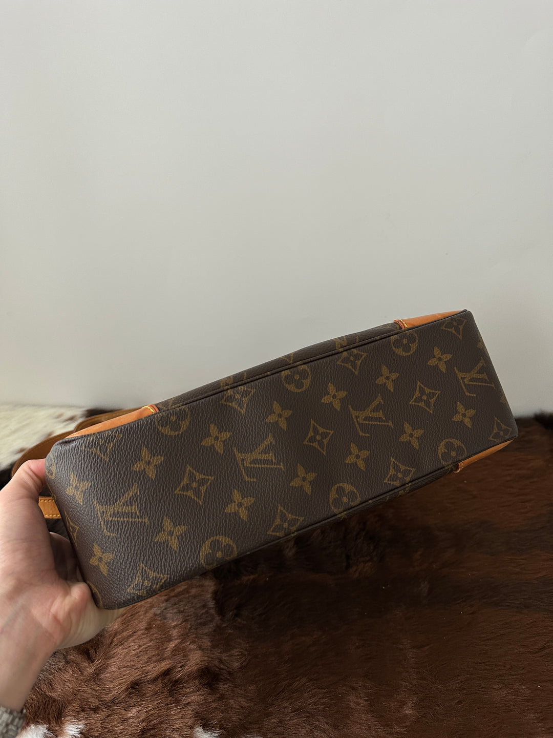 Louis Vuitton Monogram Boulogne 30 Brown Shoulder Bag 🤎｜Classic Monogram × Curved Hobo Shape × Zip-Top Practicality✨