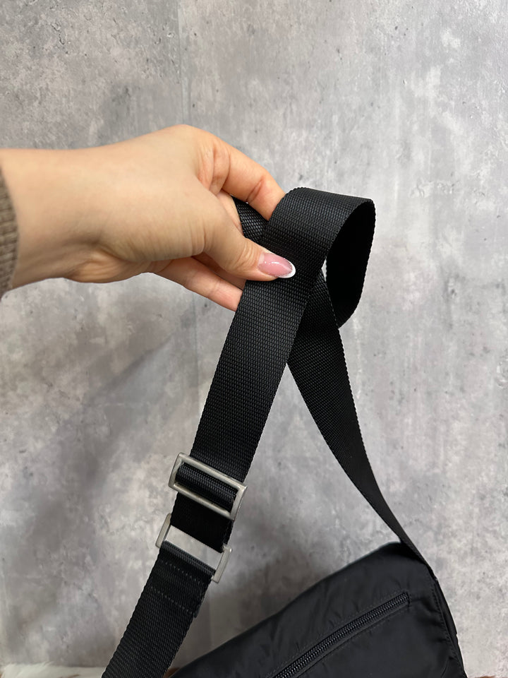 Prada Iconic Nylon Crossbody Bag ✨Timeless Classic × Ultra Lightweight × Everyday Essential