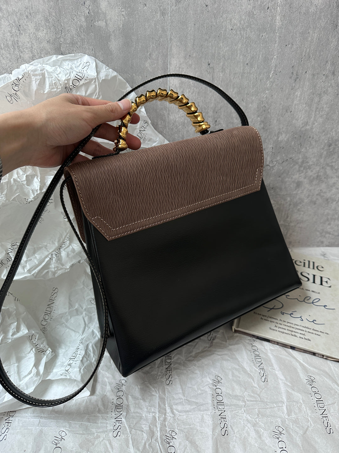 LOEWE Velazquez Snakebone Kelly – Signature Segmented Handle × Collector's Must-Have 🖤 With Original Strap & Near Mint Condition