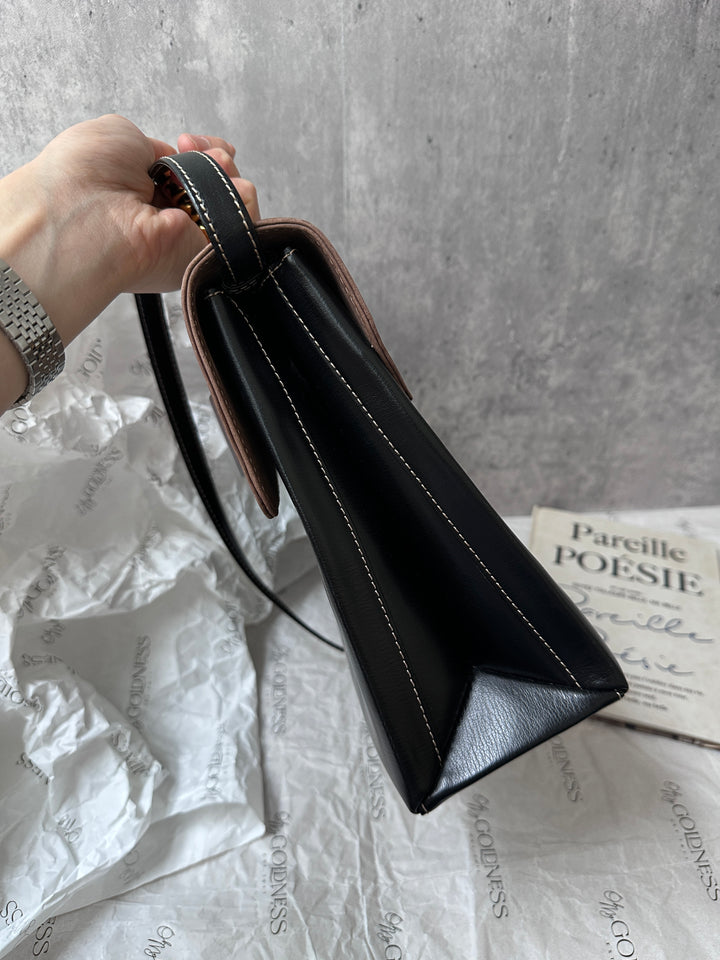 LOEWE Velazquez Snakebone Kelly – Signature Segmented Handle × Collector's Must-Have 🖤 With Original Strap & Near Mint Condition