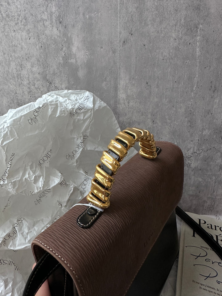 LOEWE Velazquez Snakebone Kelly – Signature Segmented Handle × Collector's Must-Have 🖤 With Original Strap & Near Mint Condition