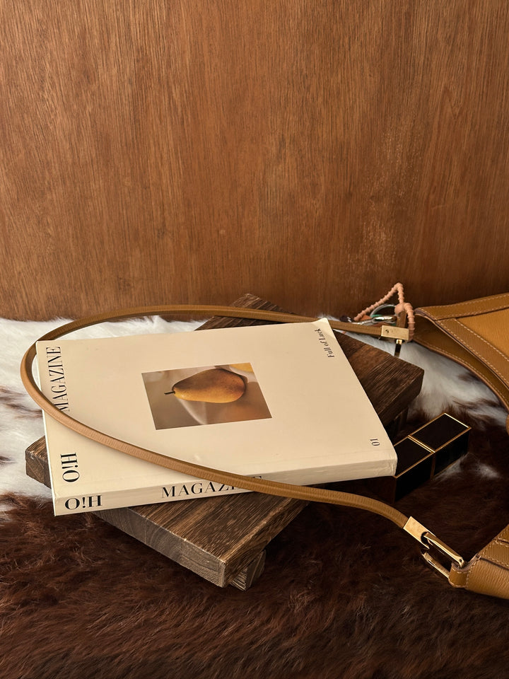 GUCCI Caramel Half-Moon Shoulder Bag 🤎✨｜Gold G Buckle・Vintage Shoulder Bag