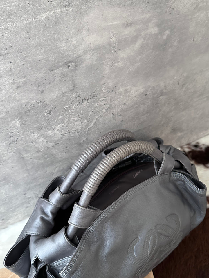 Loewe Aire Bag 🩶✨｜Smoky Grey × Oversized Anagram × Slouchy Silhouette