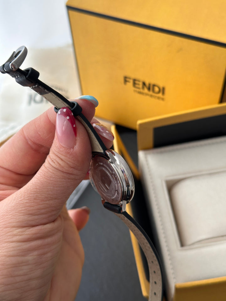 FENDI F Logo Watch ✨Minimal Dial × Iconic Logo × Full Set
