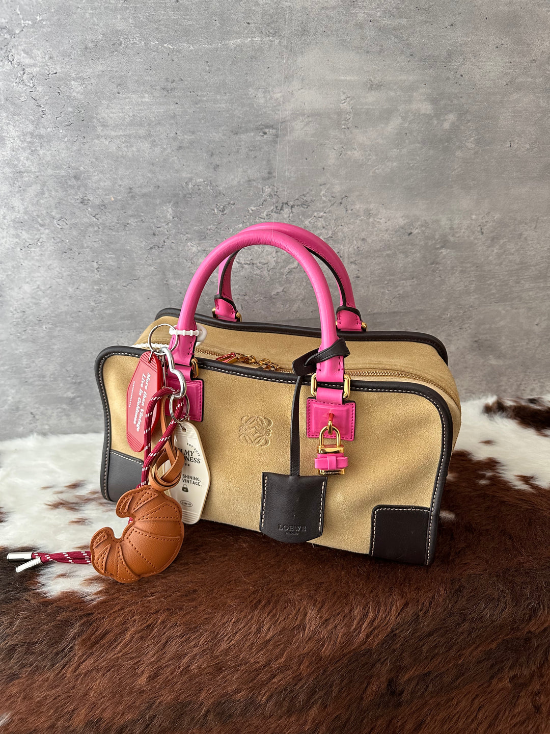 Loewe Amazona 28 Limited Teddy Bear 🤎🧸🎀｜Suede & Leather Colorblock × Pink Handles × Key & Lock