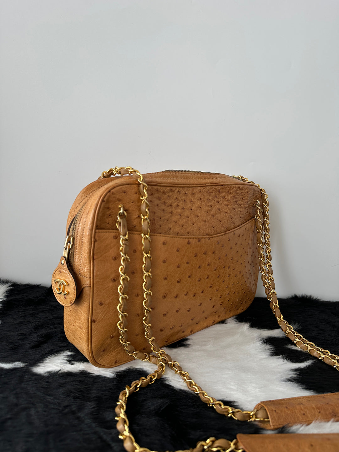 Chanel Ostrich Leather Shoulder Bag 🤎✨｜Luxurious Texture, Rare Material, Timeless Elegance