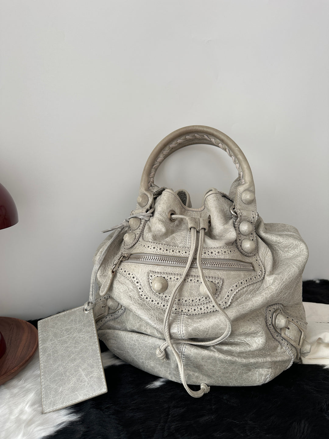 Balenciaga “Le City Bag” 🤍🩶 | Celebrity-Favorite Icon | Dust Bag & Mirror Included