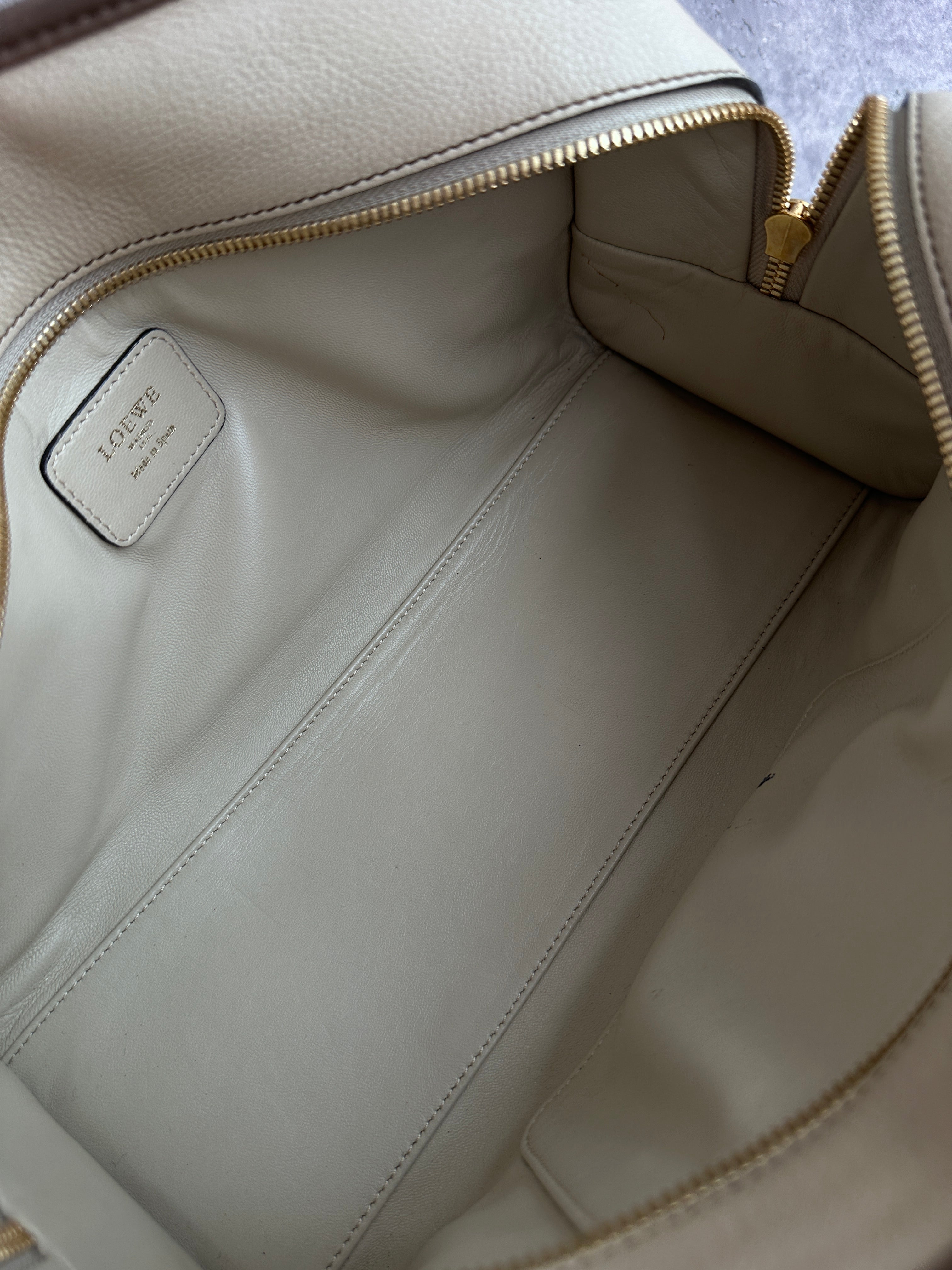 Loewe amazona🍂with key lock好vintage 😻 – Oh My Goldness Vintage