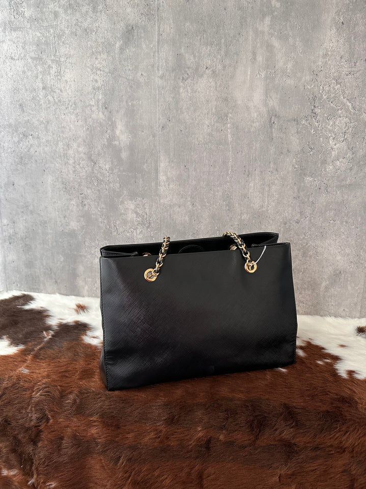 Ferragamo Chain Tote Bag ✨