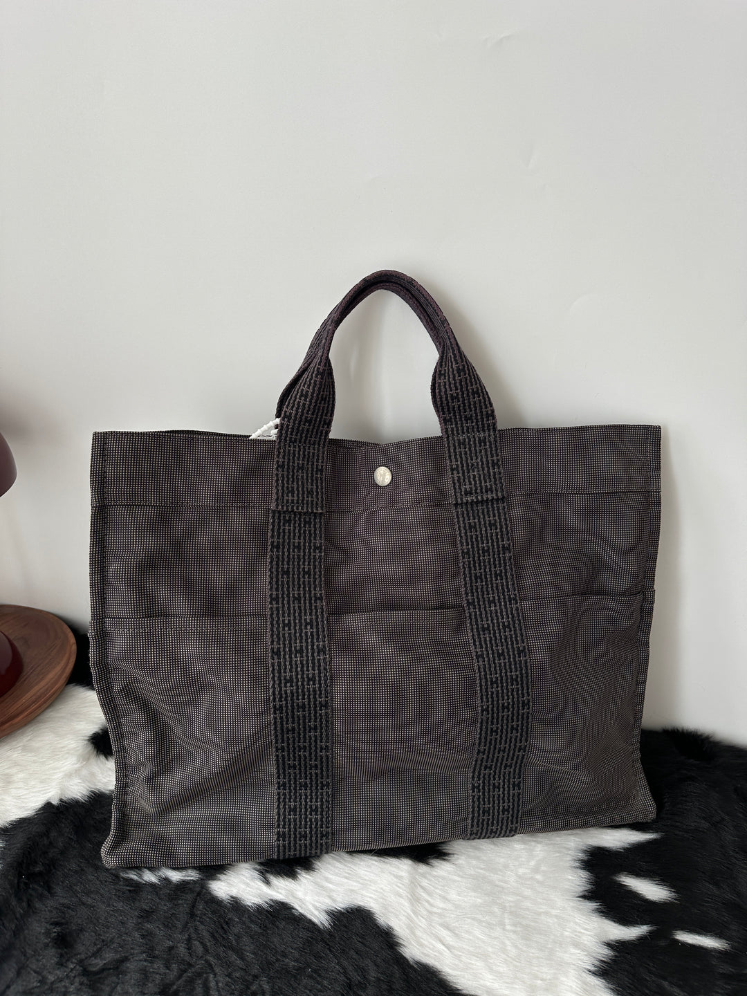 Hermes “Classic Herline Tote” 🩶 | Minimal, Practical & Everyday-Ready