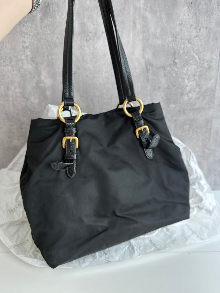 PRADA Black Gemstone Tote – Allover Sparkle × Glazed Leather Handles 🖤