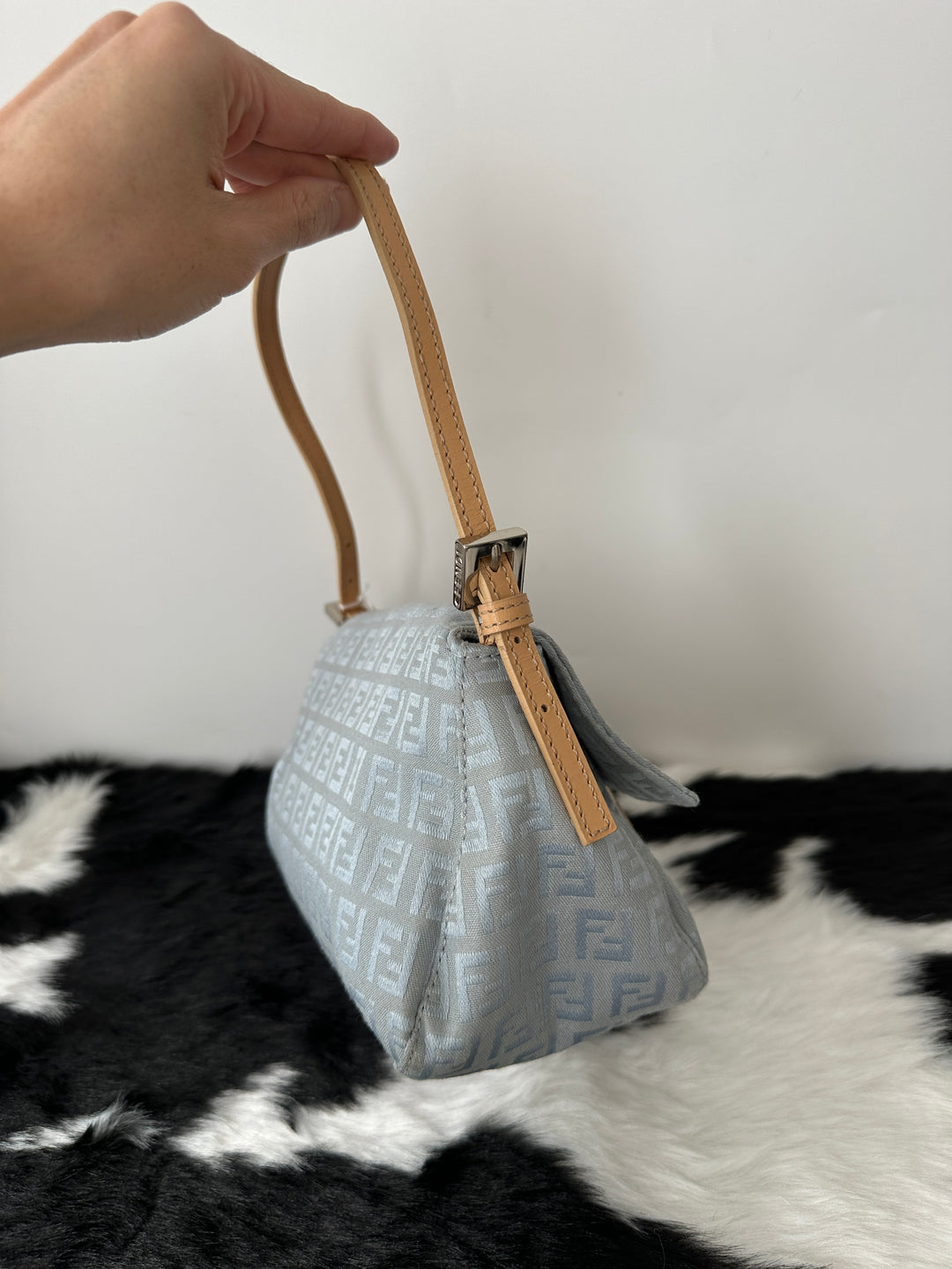 Fendi “Mini Baguette Soft Puff” 🩵｜Rare Mini Size & Adorably Collectible