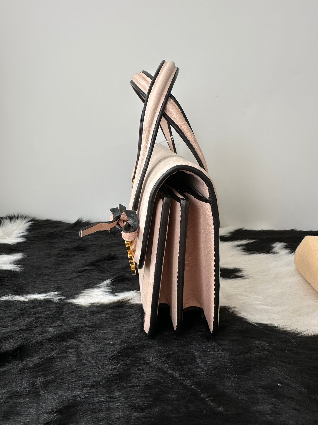 Loewe “Suede Contrast Tote” 🤎✨ | Soft Velvety Texture with Timeless Structure