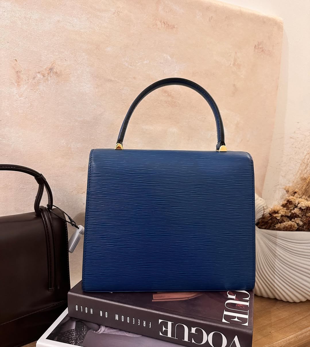 LOUIS VUITTON Blue Epi Kelly｜Rare Structured Top Handle Bag in Iconic Epi Leather 💙 Elegant & Timeless