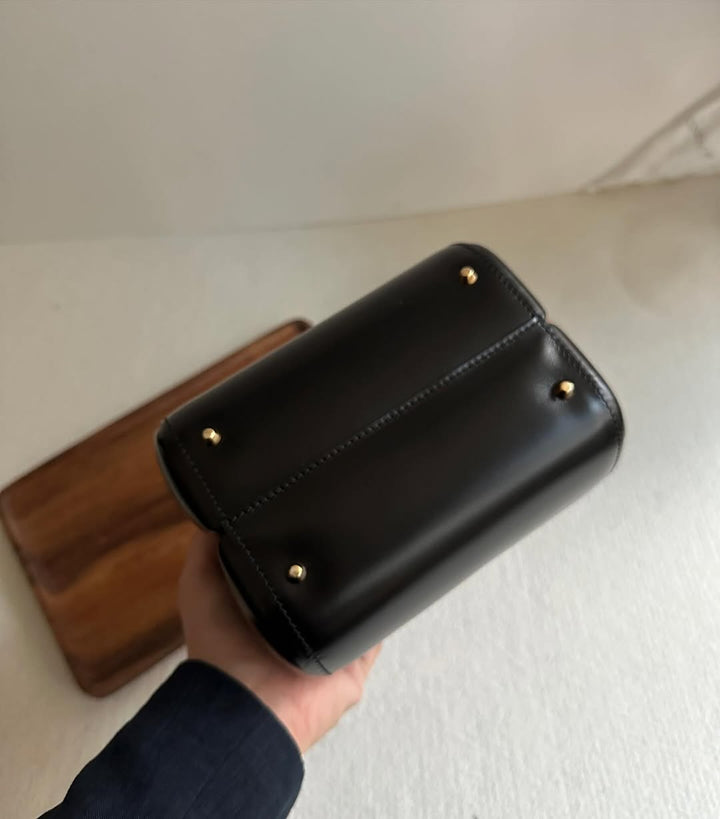 LOEWE Black Rare Egg Cylinder Bag｜Structured Box Calf with Gold Hardware 🖤 Timeless Collector’s Piece