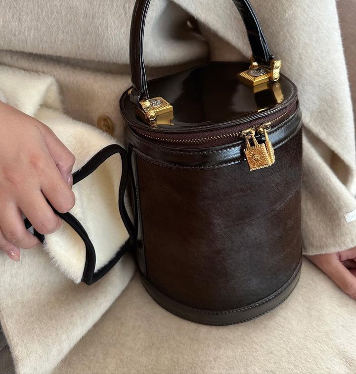 VERSACE Coffee Brown Calf Hair Bucket Bag｜Gold & Silver Hardware × Rare Vintage Charm 🍂🐻 Spacious & Elegant