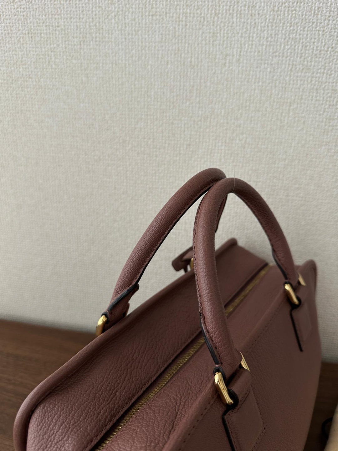 Loewe Amazona 💕 | Timeless Craftsmanship, Effortless Warmth