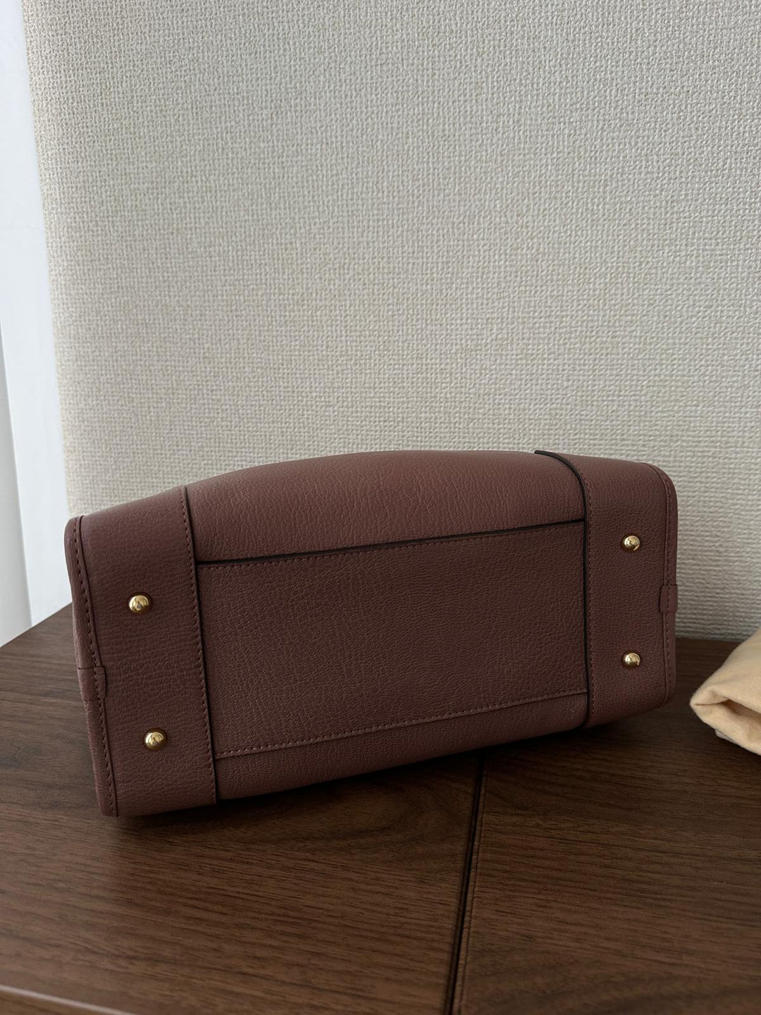 Loewe Amazona 💕 | Timeless Craftsmanship, Effortless Warmth