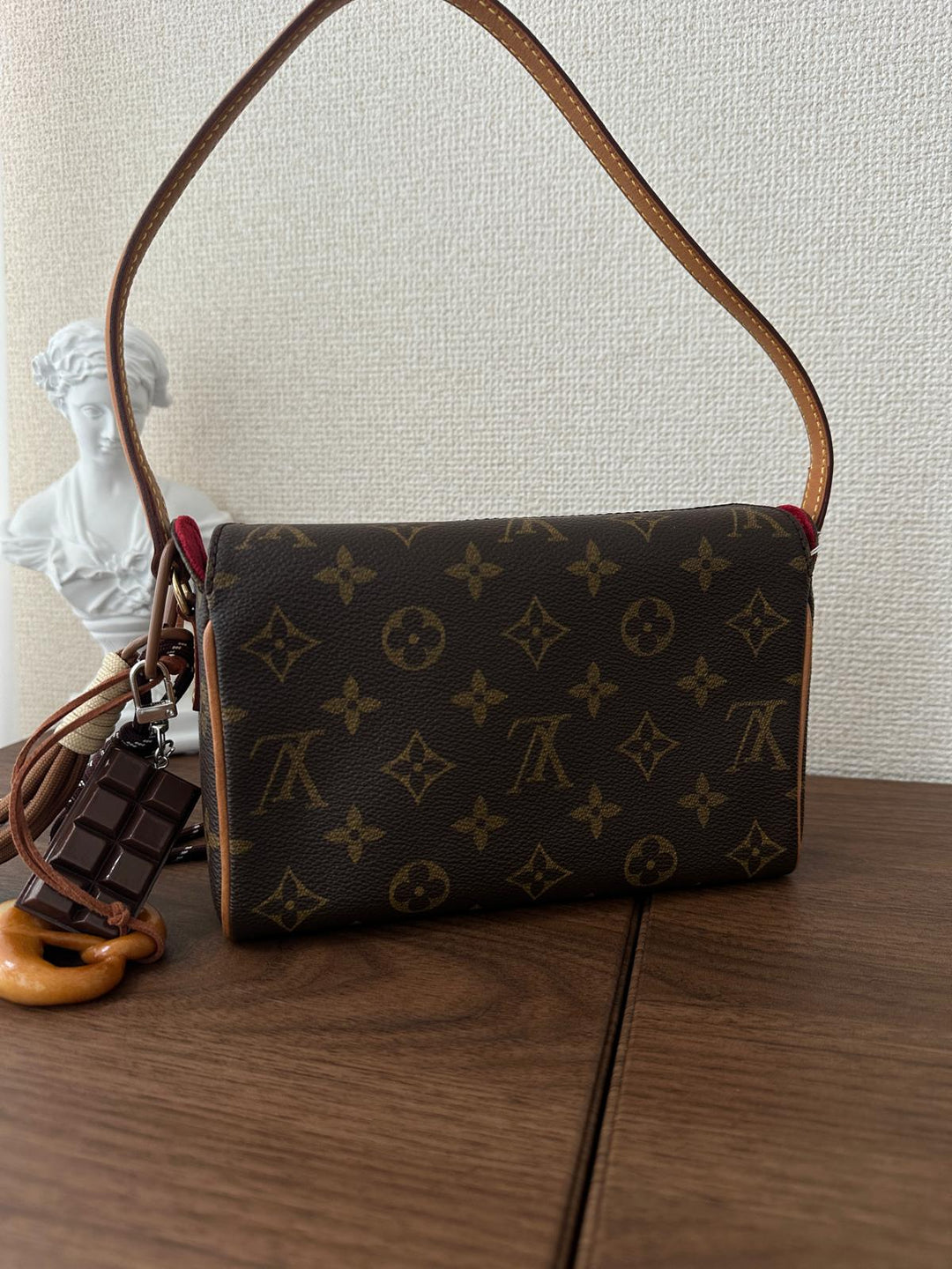 Louis Vuitton Omotesando Pochette 👜 | The Exclusive Tokyo Classic