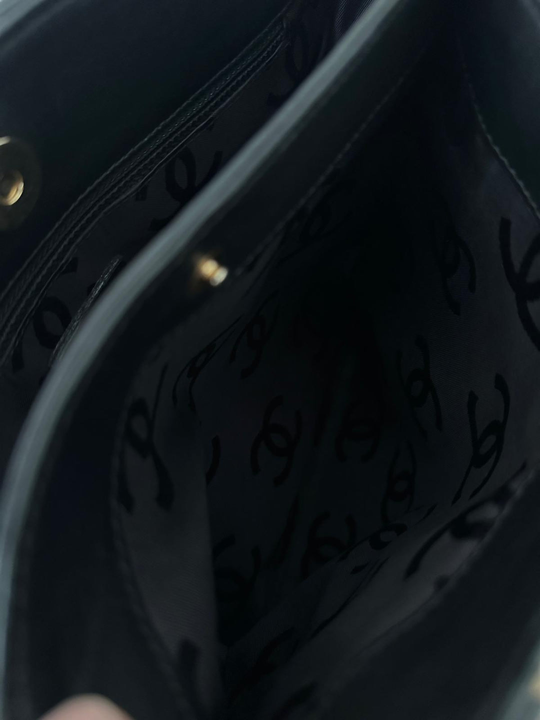 Chanel Vivian Tote 🖤 | Vintage Charm Meets Modern Utility