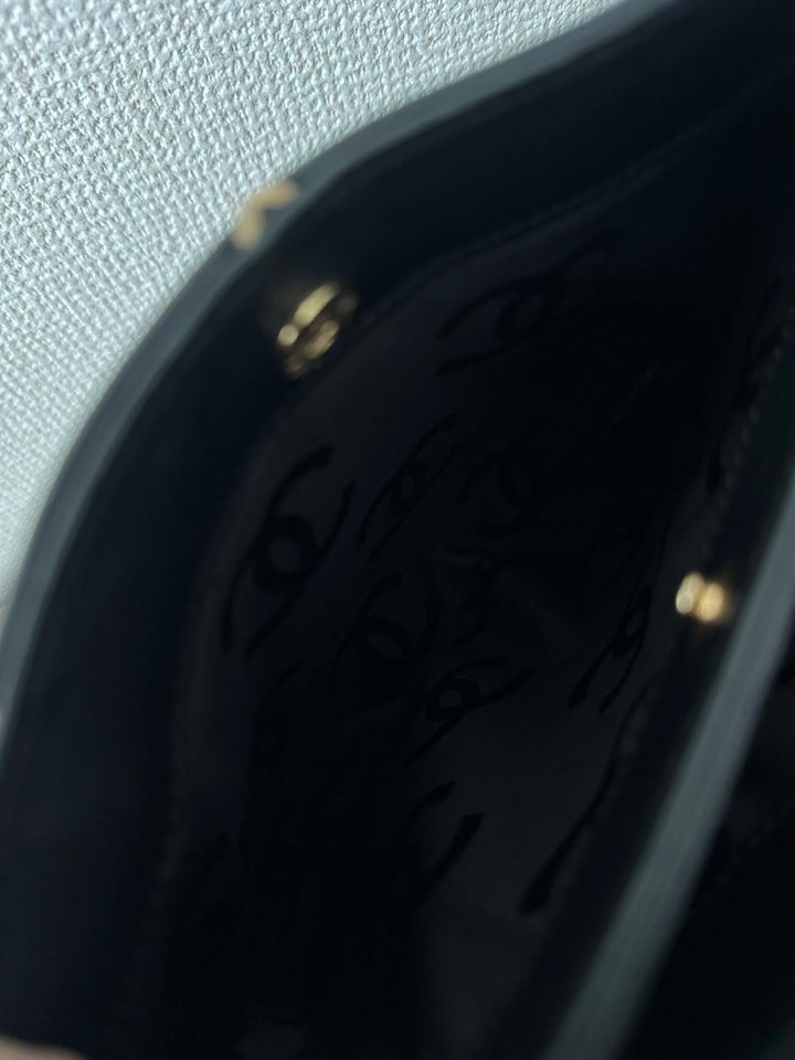 Chanel Vivian Tote 🖤 | Vintage Charm Meets Modern Utility