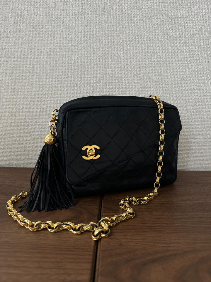 Chanel CC Tassel Camera Bag 🖤 | 80s–90s Vintage Glam Reborn