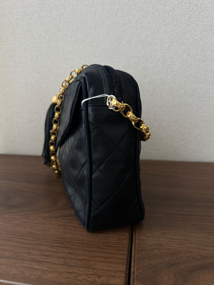 Chanel CC Tassel Camera Bag 🖤 | 80s–90s Vintage Glam Reborn