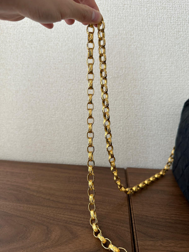 Chanel CC Tassel Camera Bag 🖤 | 80s–90s Vintage Glam Reborn