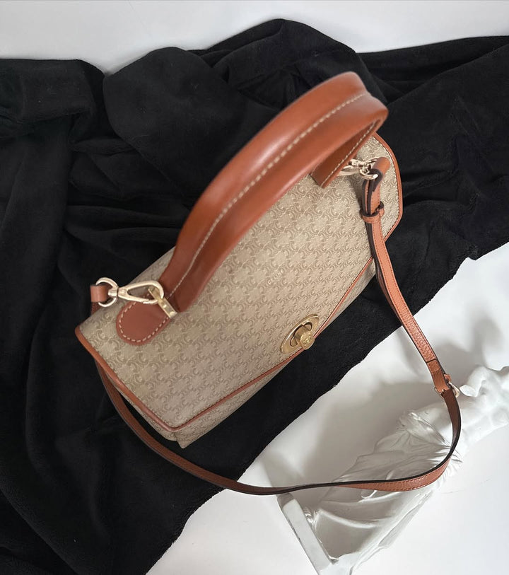 CELINE Beige Monogram Turnlock “Yuanbao” Bag｜Classic Shape × Effortless Versatility 🥨✨
