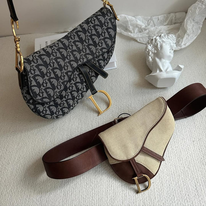 DIOR Mini Saddle Bag（Canvas × Brown Leather Trim）｜Vintage Charm × Versatile Edge 🐴🤎